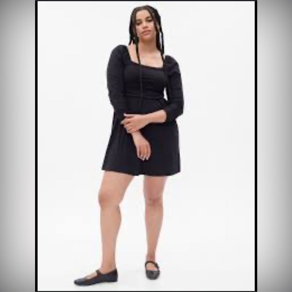 GAP Black Long Ruched Mini Dress